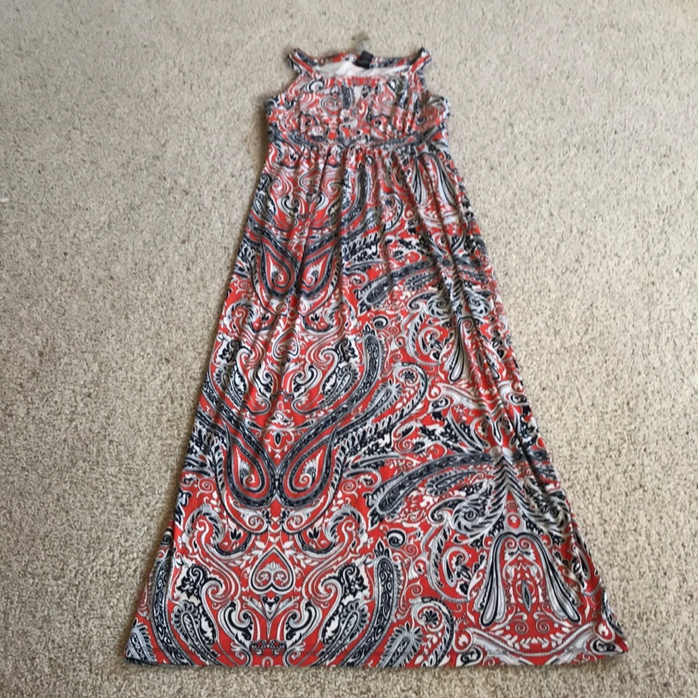 NWT, Ann Taylor, Beautifully Designed Maxi Dress! - Picture 2 of 8